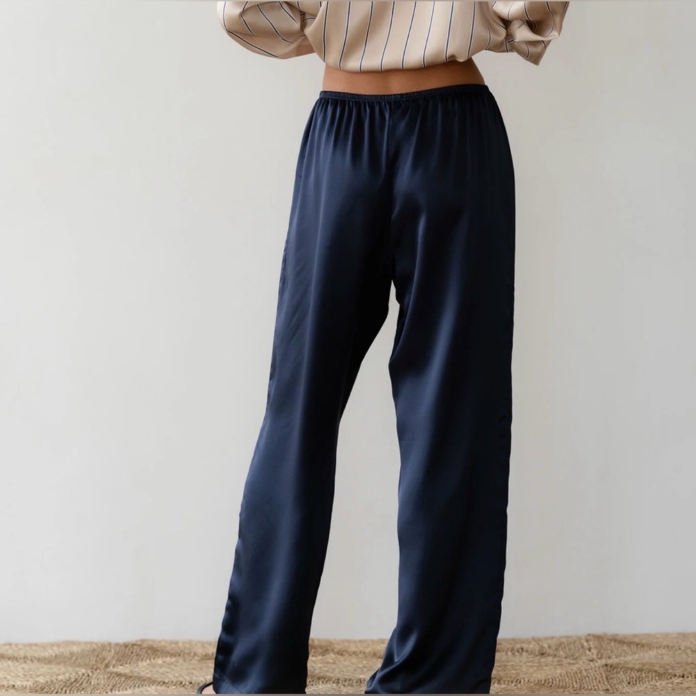 DONNI- 100% silk pull on pants - NEW WITH TAGS - Picture 2 of 4